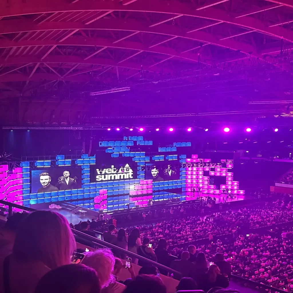 websummit stage full arena